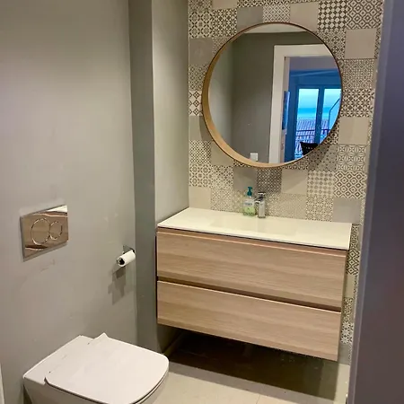 Luxury Sea View 2 Bedroom By Maison Jaken Apartment *